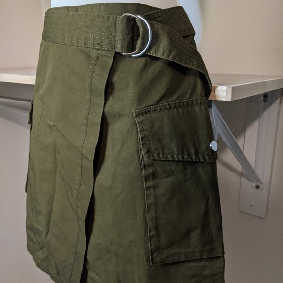H&M Olive Green Utilitarian Cotton Wraparound Skirt with Cargo Pockets - Picture 2 of 3